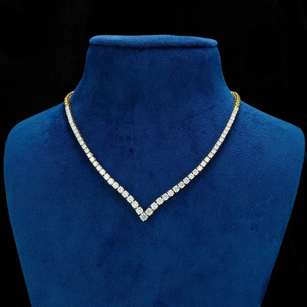 Rounds V-Shape Diamond Necklace – lab-grown diamond necklace