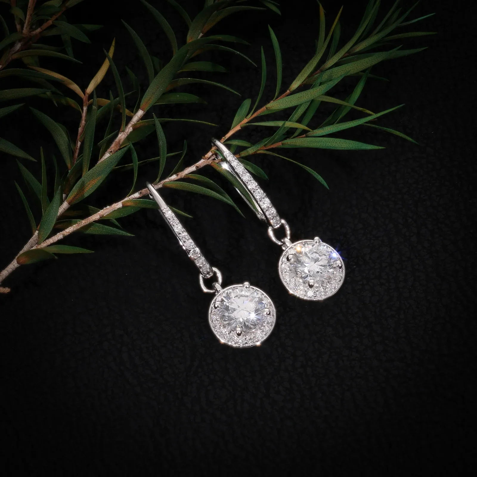 Round Solitaire Halo Bali – lab-grown diamond earrings