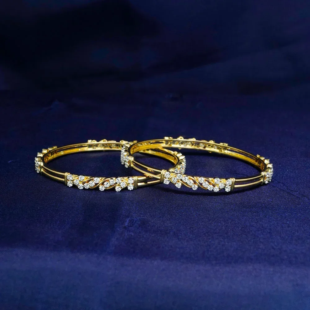 Diamonds Tikda Bangle – lab-grown diamond bangle